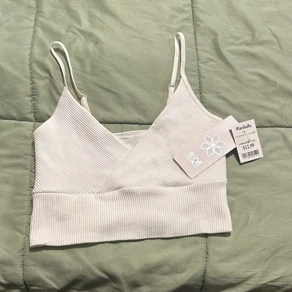 Aura White Ribbed Crop Top - Picture 1 of 3